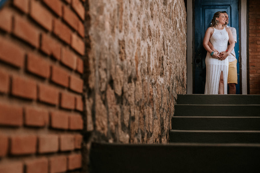 Ensaio na praia de Roberta e Eric no Maison Joly Hotel, em Ilhabela por Anderson Crepaldi Fotografia