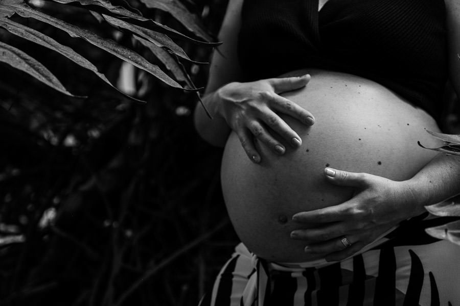 Ensaio fotográfico ao ar livre, gestante de Marcela e Endrygo no Jardim Botânico de São Paulo por Anderson Crepaldi Fotografia