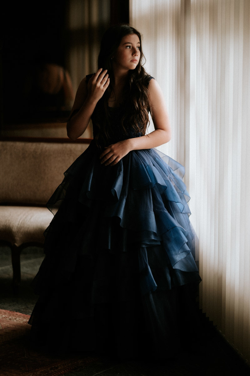 Ensaio fotográfico diferente de 15 anos de Mariana no Haras Bonanza Rural Center em Jacareí por Anderson Crepaldi Fotografia