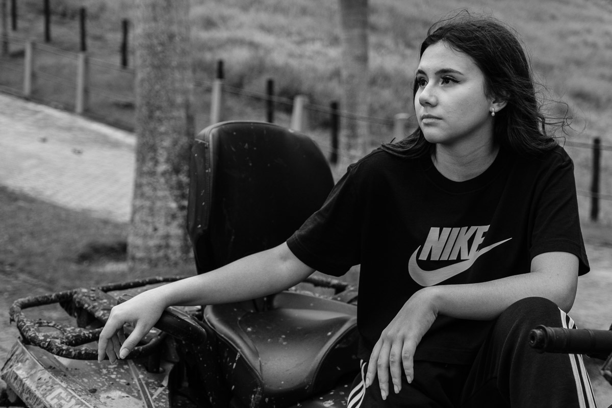 Ensaio fotográfico diferente de 15 anos de Mariana no Haras Bonanza Rural Center em Jacareí por Anderson Crepaldi Fotografia
