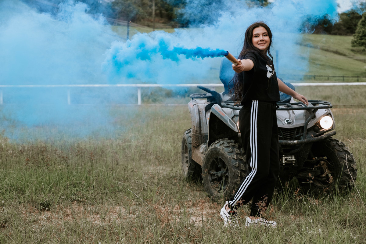 Ensaio fotográfico diferente de 15 anos de Mariana no Haras Bonanza Rural Center em Jacareí por Anderson Crepaldi Fotografia