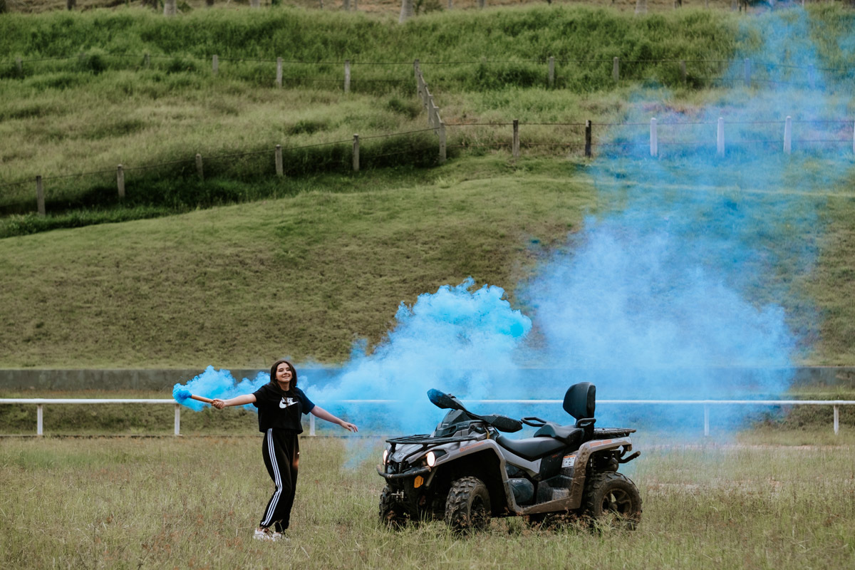 Ensaio fotográfico diferente de 15 anos de Mariana no Haras Bonanza Rural Center em Jacareí por Anderson Crepaldi Fotografia