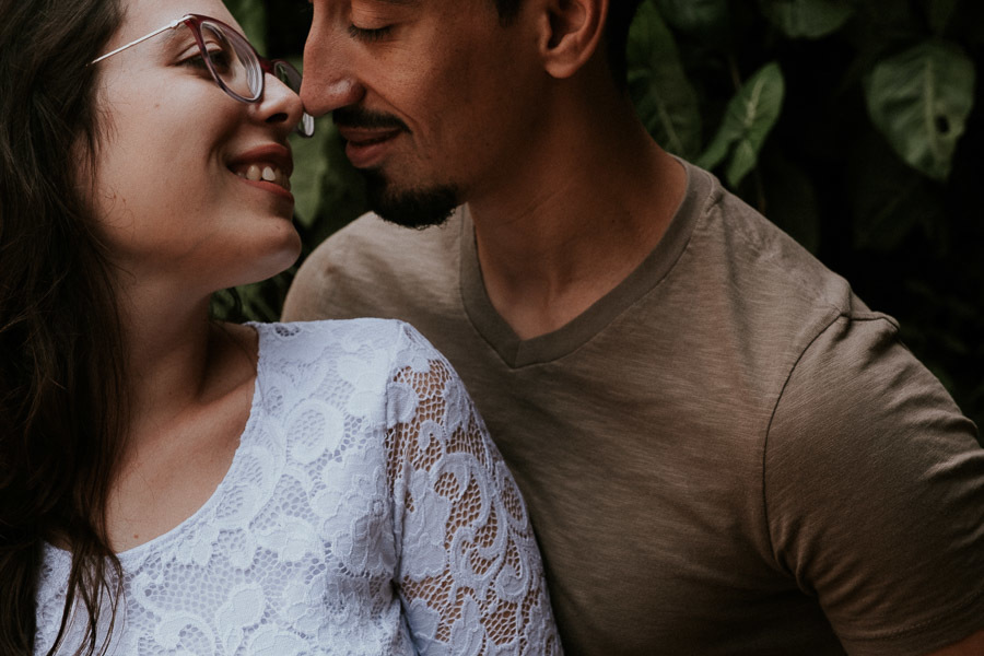 Ensaio pré-wedding de casal no restaurante O Velhão em Mairiporã por Anderson Crepaldi Fotografia