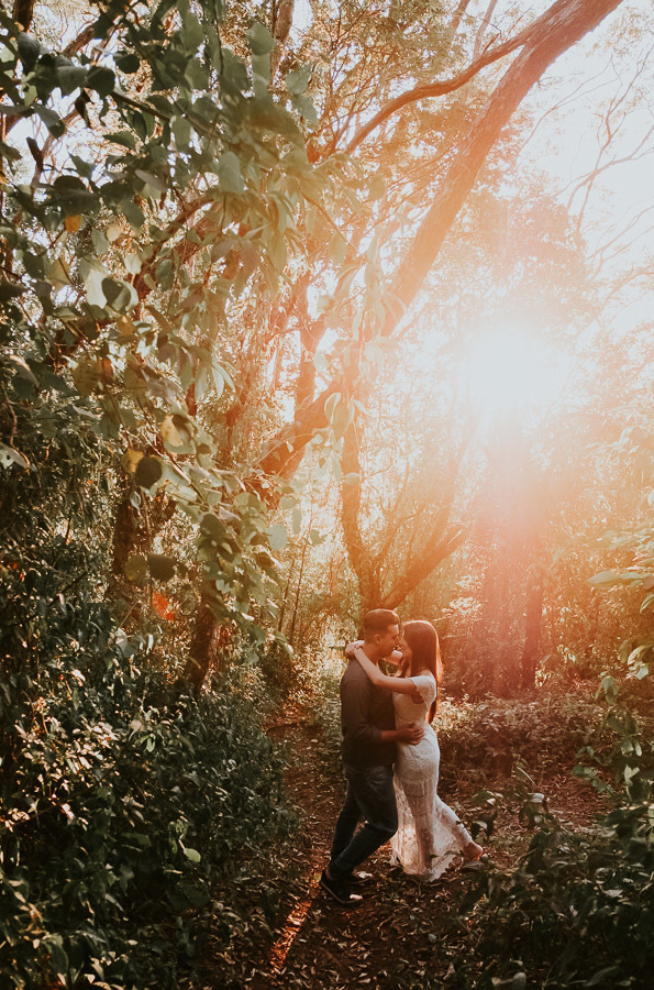 Ensaio fotográfico de casal pré wedding de Beatriz e Kaio na Pedra Bela Vista em Socorro por Anderson Crepaldi Fotografia