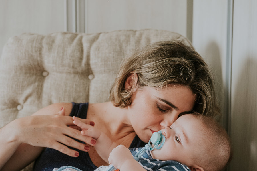 Ensaio Fotográfico da família lifestyle em casa por Anderson Crepaldi Fotografia