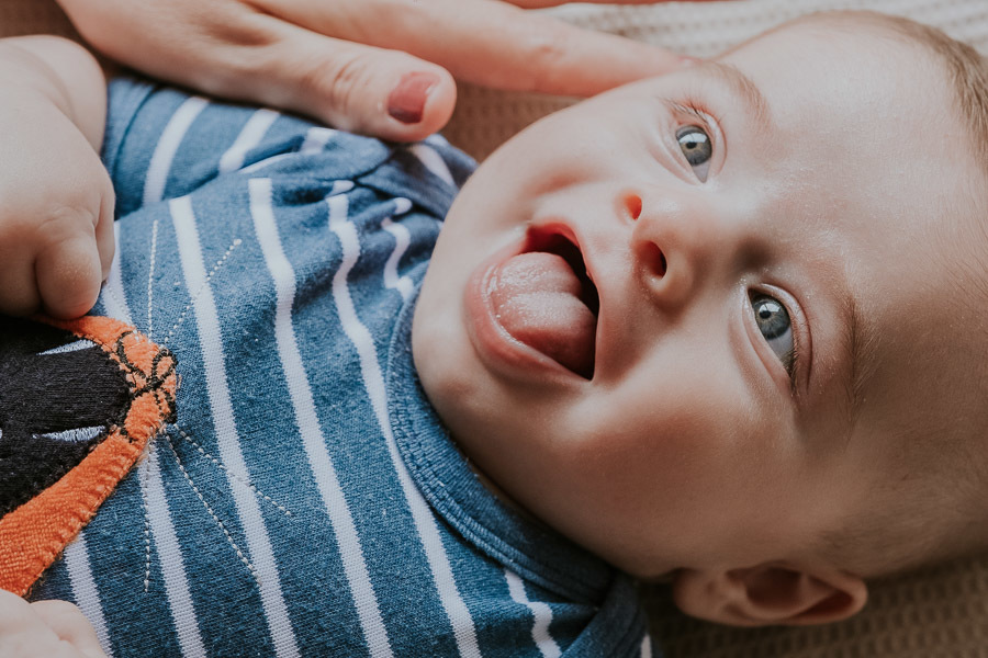 Ensaio Fotográfico da família lifestyle em casa por Anderson Crepaldi Fotografia