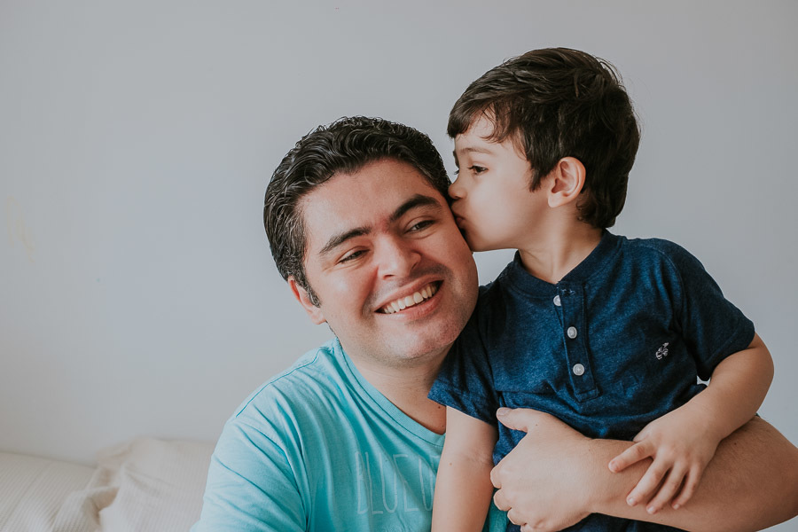 Ensaio Fotográfico da família lifestyle em casa por Anderson Crepaldi Fotografia
