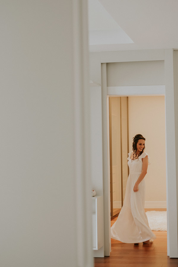 Making off de noiva se arrumando em casa para mini wedding em Indaiatuba por Anderson Crepaldi Fotografia