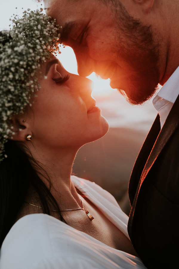 Ensaio pré-wedding de casal no Pico do Olho D'água, em Mairiporã, por Anderson Crepaldi Fotografia