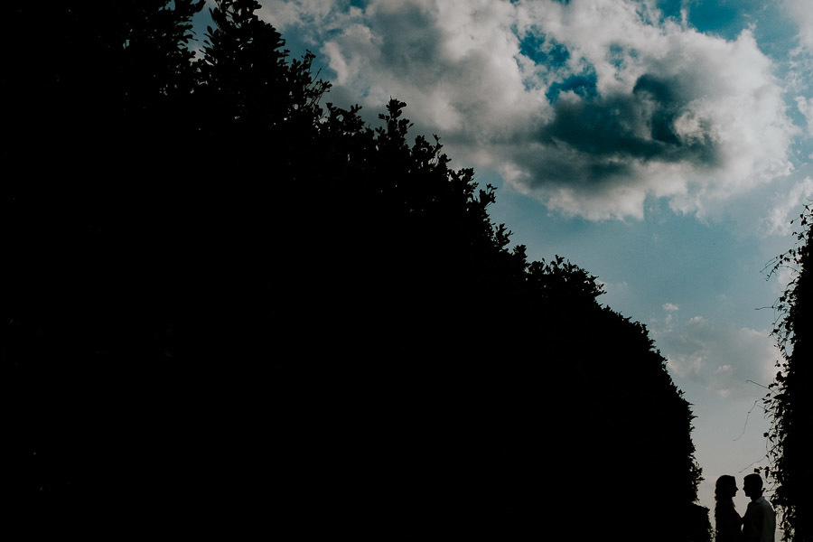 Ensaio fotográfico pré casamento de Karen e Adinaldo no Villa Sansu, em Araçoiaba da Serra por Anderson Crepaldi Fotografia