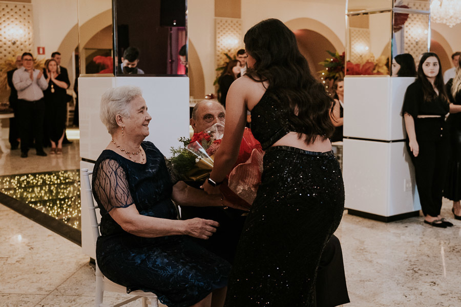 Aniversário de 80 anos Mariana,  com tema cassino no Bonanza Rural Center, em Jacareí por Anderson Crepaldi Fotografia