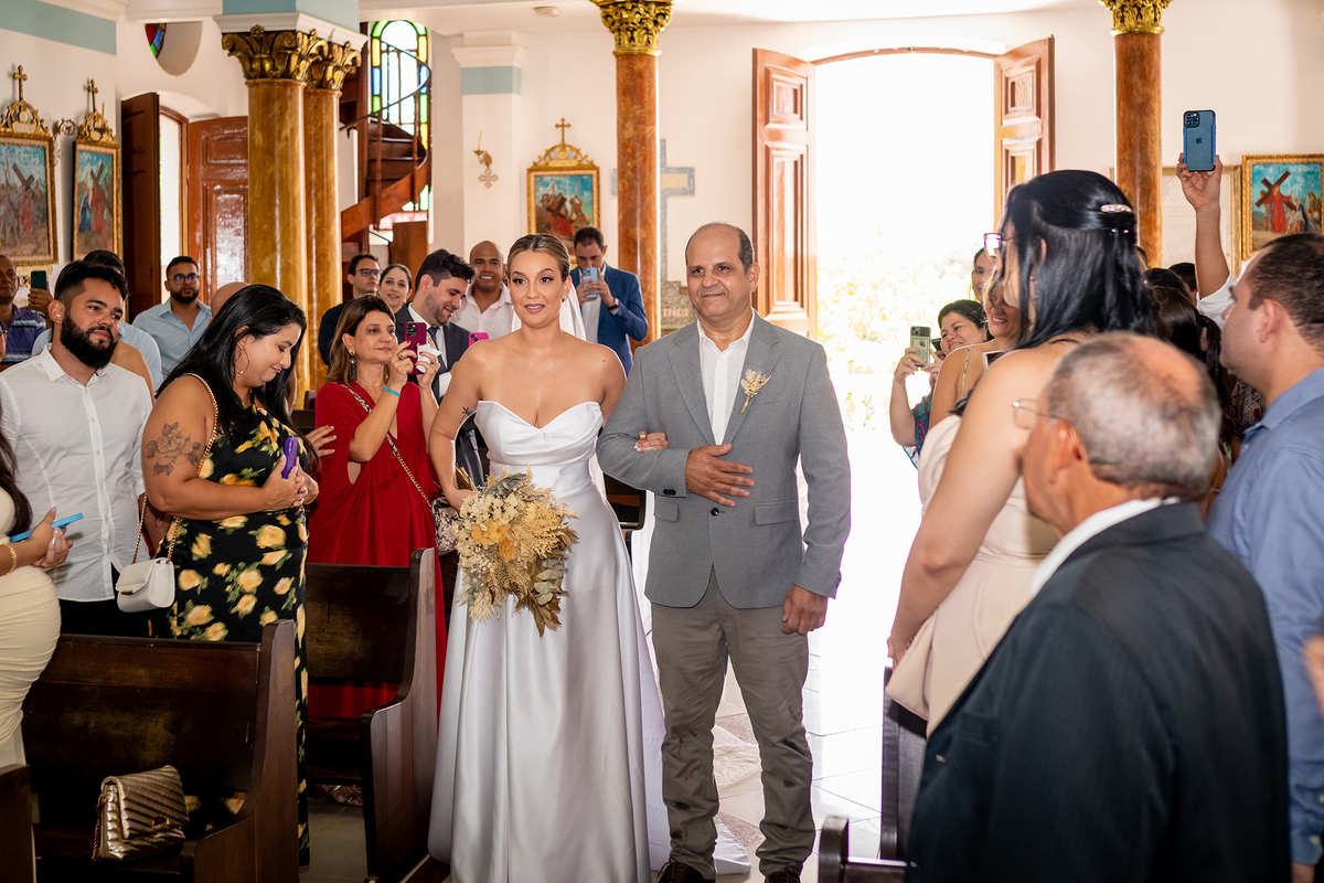 Entrada da noiva  Casamento Colônia dos Padres Salesianos