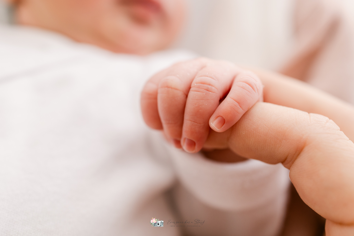 Sessão Fotográfica de Newborn em Estúdio
Inês Valente Fotografia - Everyone has a Story com Estúdio em Queijas.