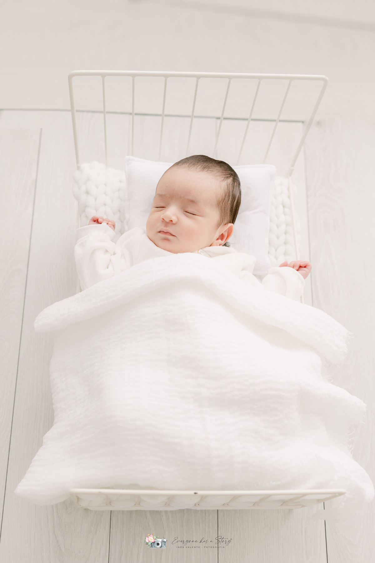 Sessão Fotográfica de Newborn em Estúdio
Inês Valente Fotografia - Everyone has a Story com Estúdio em Queijas.