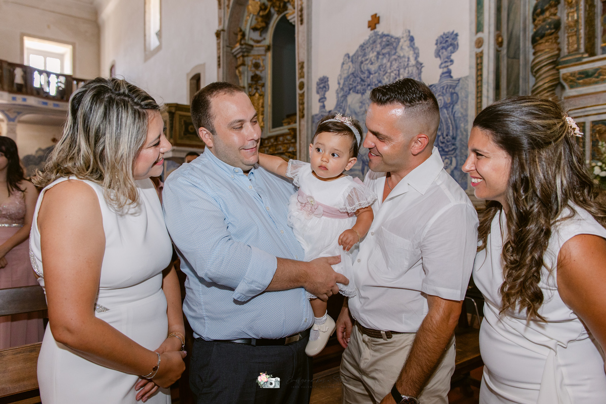 Fotografa de Baptizados, fazemos a reportagem da cerimónia de baptismo e acompanhamos a festa, dando atenção a todos os pormenores tais como cenário, bolo, docinhos e salgados.
Inês Valente Fotografia - Everyone has a Story