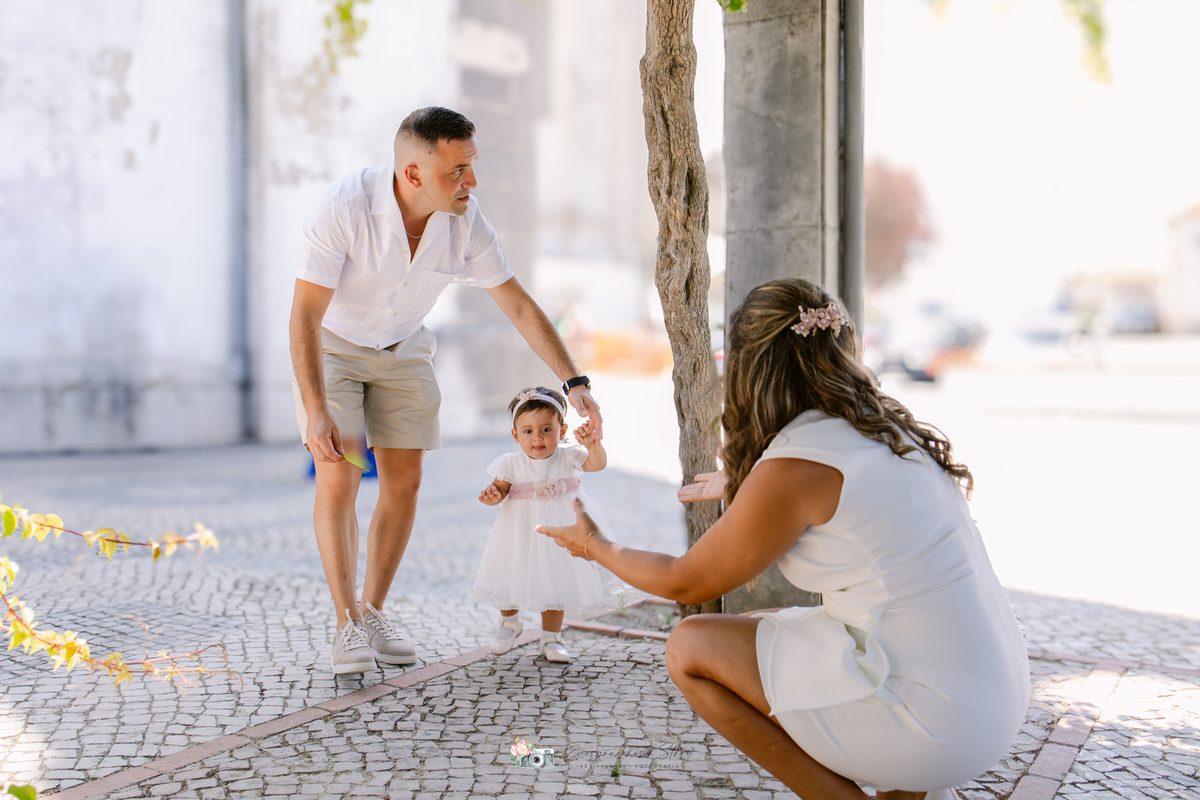 Fotografa de Baptizados, fazemos a reportagem da cerimónia de baptismo e acompanhamos a festa, dando atenção a todos os pormenores tais como cenário, bolo, docinhos e salgados.
Inês Valente Fotografia - Everyone has a Story