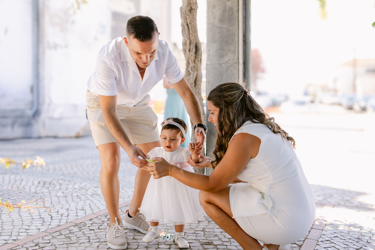 Fotografa de Baptizados, fazemos a reportagem da cerimónia de baptismo e acompanhamos a festa, dando atenção a todos os pormenores tais como cenário, bolo, docinhos e salgados.
Inês Valente Fotografia - Everyone has a Story