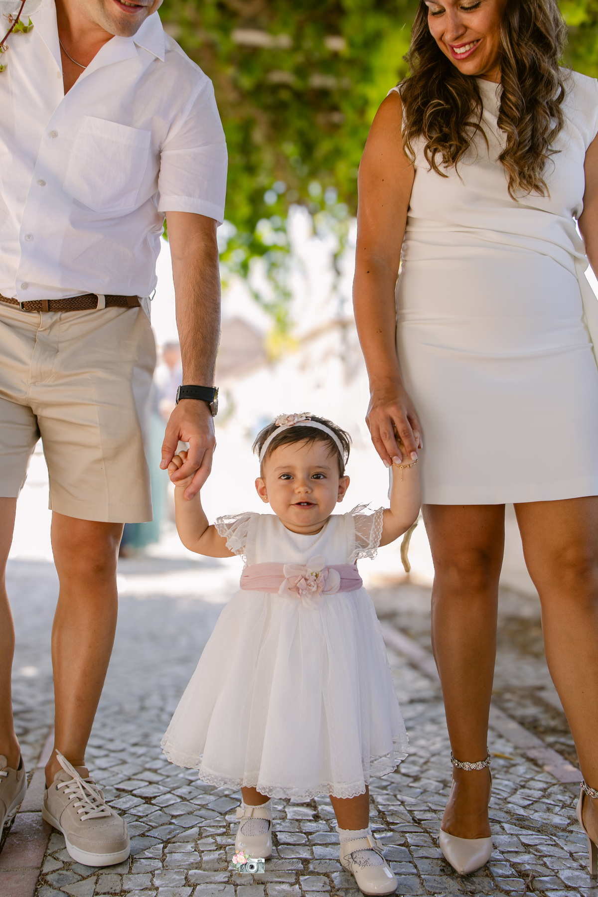 Fotografa de Baptizados, fazemos a reportagem da cerimónia de baptismo e acompanhamos a festa, dando atenção a todos os pormenores tais como cenário, bolo, docinhos e salgados.
Inês Valente Fotografia - Everyone has a Story