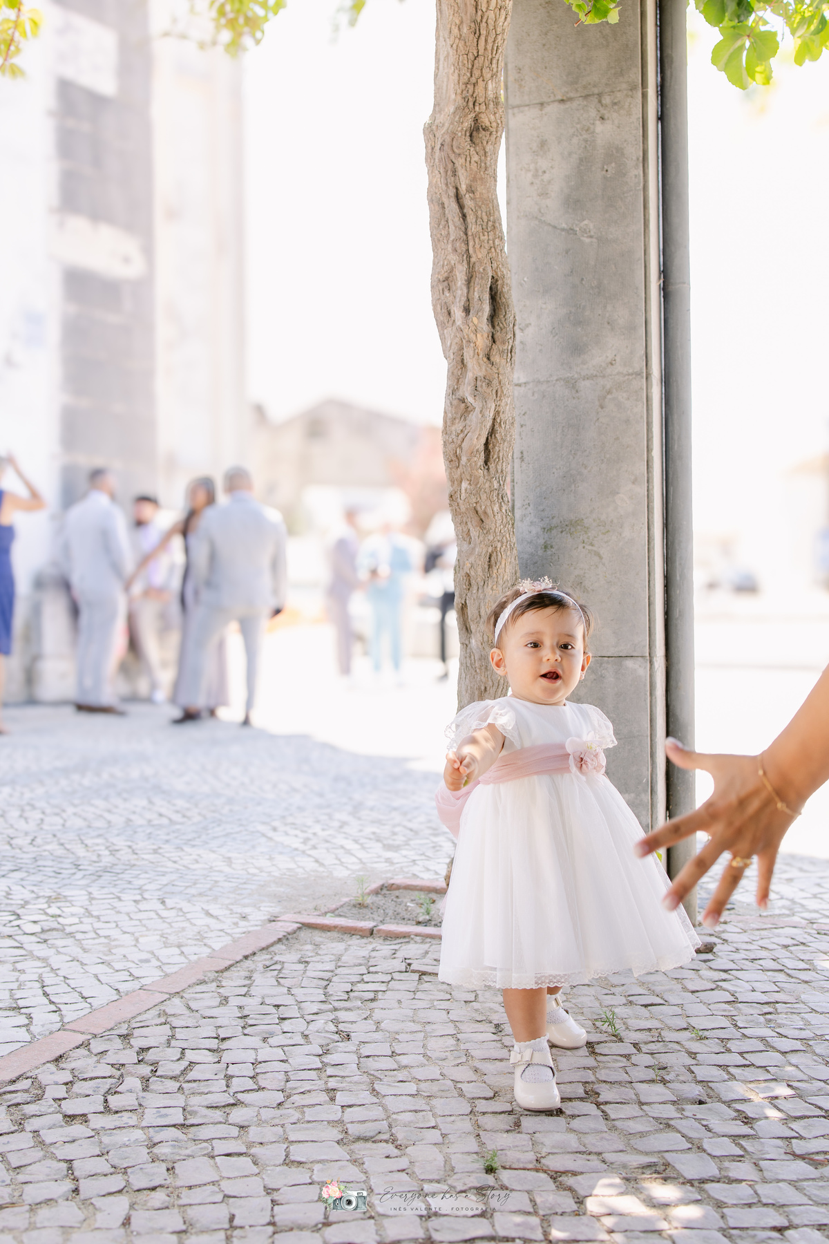Fotografa de Baptizados, fazemos a reportagem da cerimónia de baptismo e acompanhamos a festa, dando atenção a todos os pormenores tais como cenário, bolo, docinhos e salgados.
Inês Valente Fotografia - Everyone has a Story