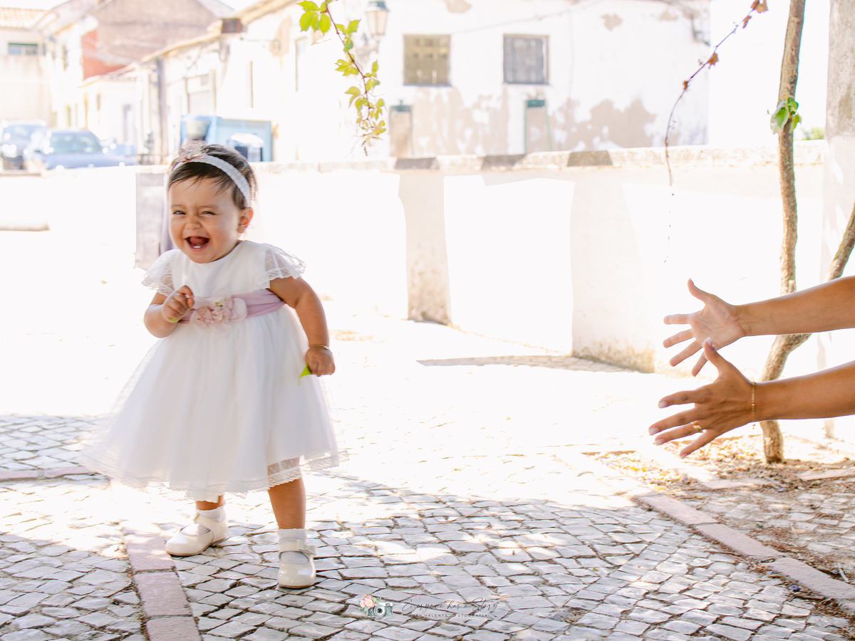 Fotografa de Baptizados, fazemos a reportagem da cerimónia de baptismo e acompanhamos a festa, dando atenção a todos os pormenores tais como cenário, bolo, docinhos e salgados.
Inês Valente Fotografia - Everyone has a Story