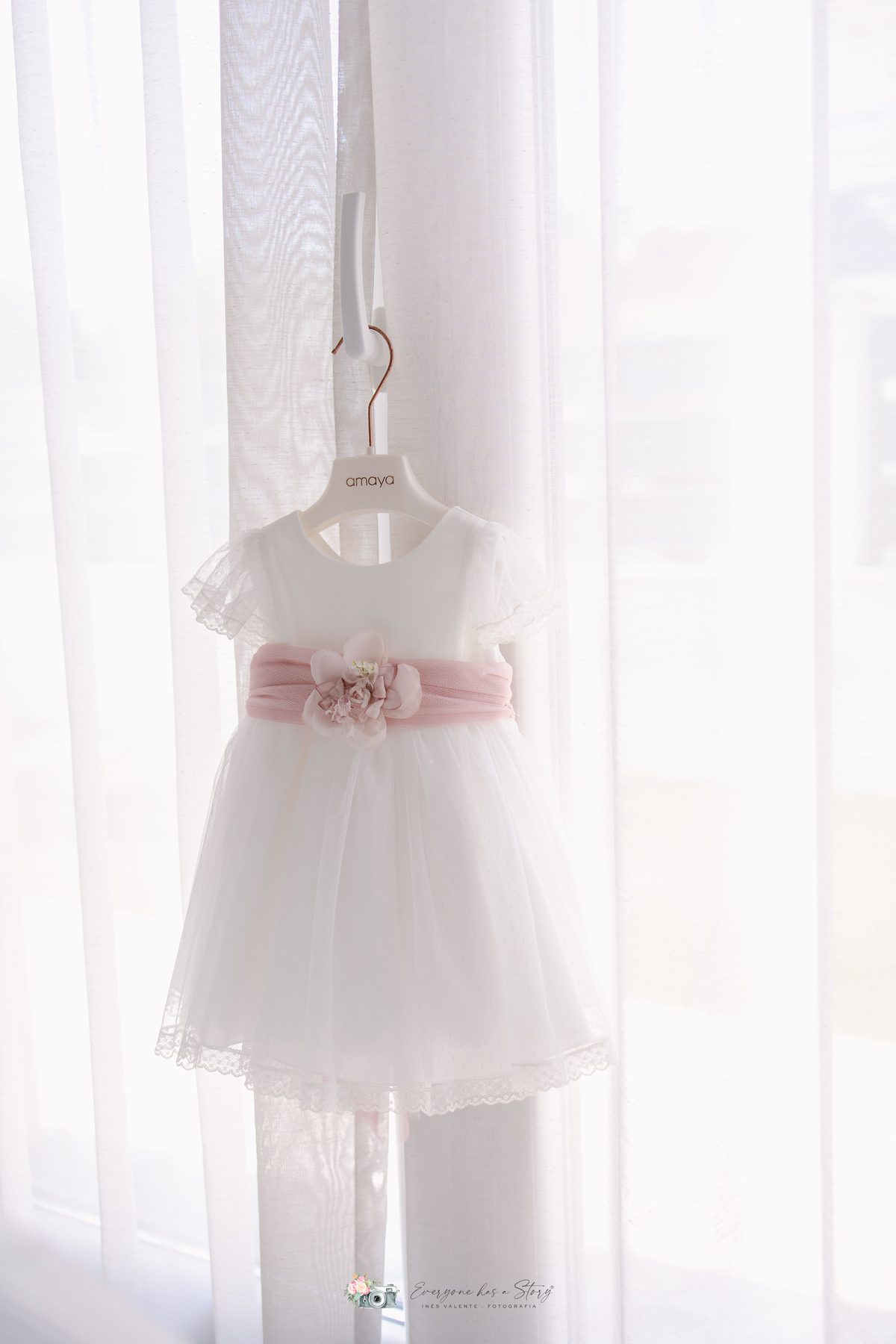 Fotografa de Baptizados, fazemos a reportagem da cerimónia de baptismo e acompanhamos a festa, dando atenção a todos os pormenores tais como cenário, bolo, docinhos e salgados.
Inês Valente Fotografia - Everyone has a Story