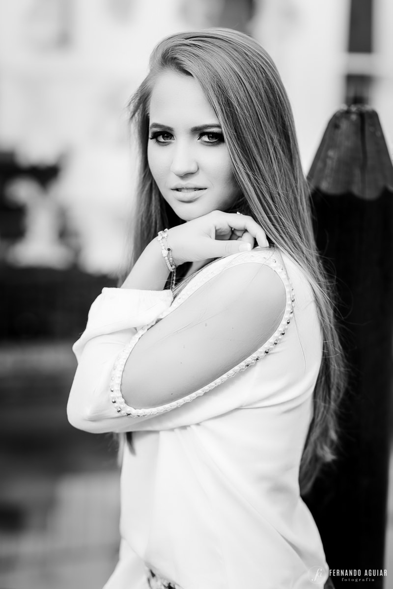 Foto modelo olhando horizonte - Fotógrafo de book