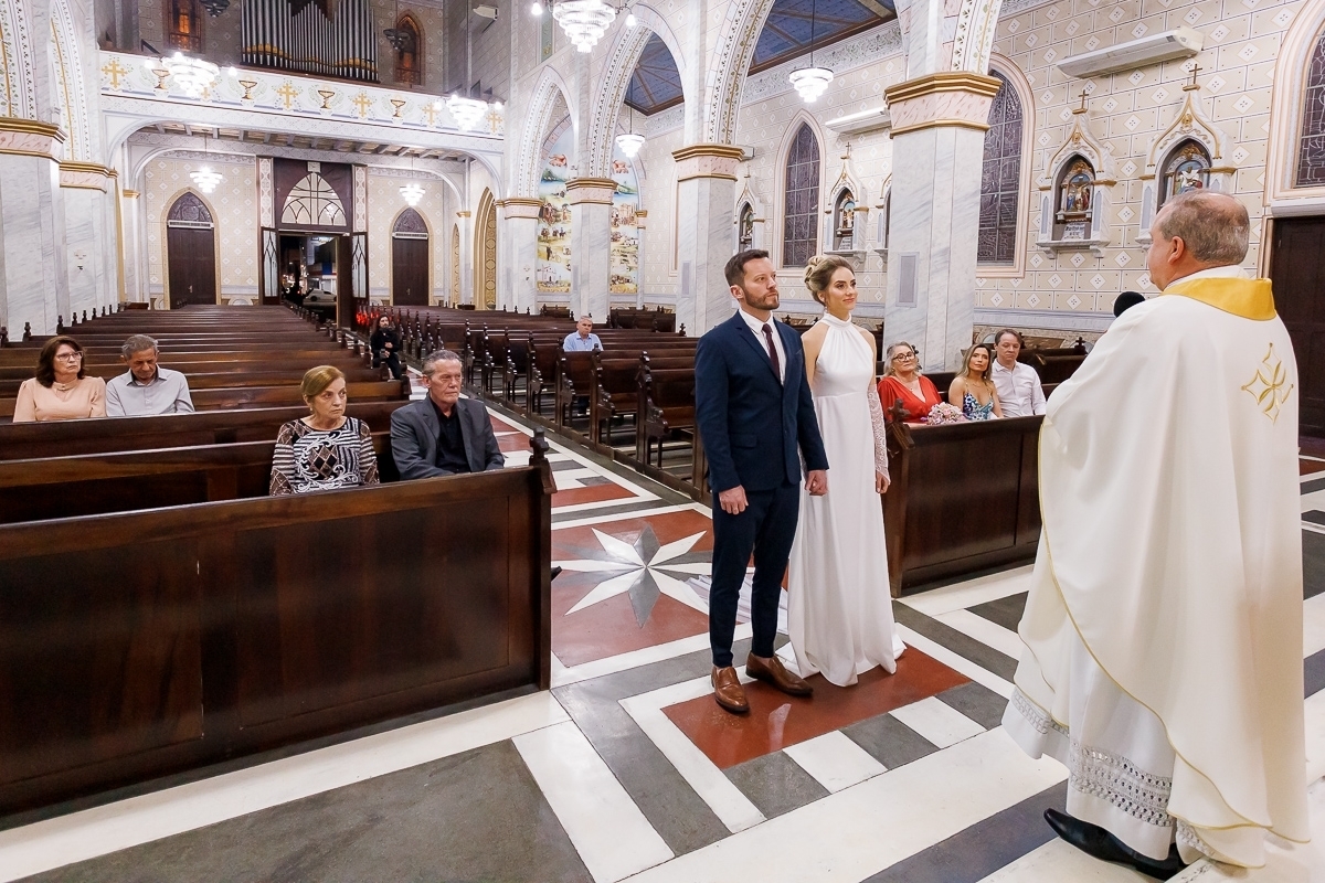 cerimonia, noivos na igreja, 