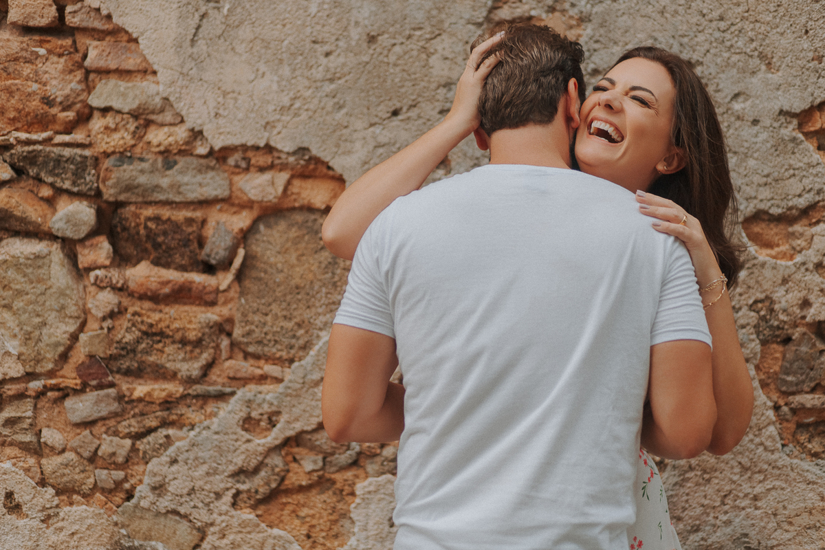 noivos feliz ensaio pre wedding