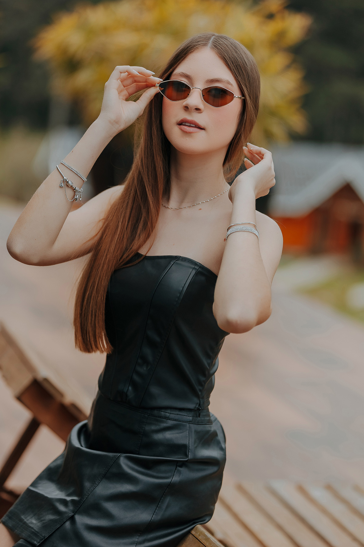 Com os cabelos ao vento e o sorriso no rosto, Laís vive um momento genuíno. A Fazenda Favorita é o cenário ideal para registrar emoções verdadeiras.