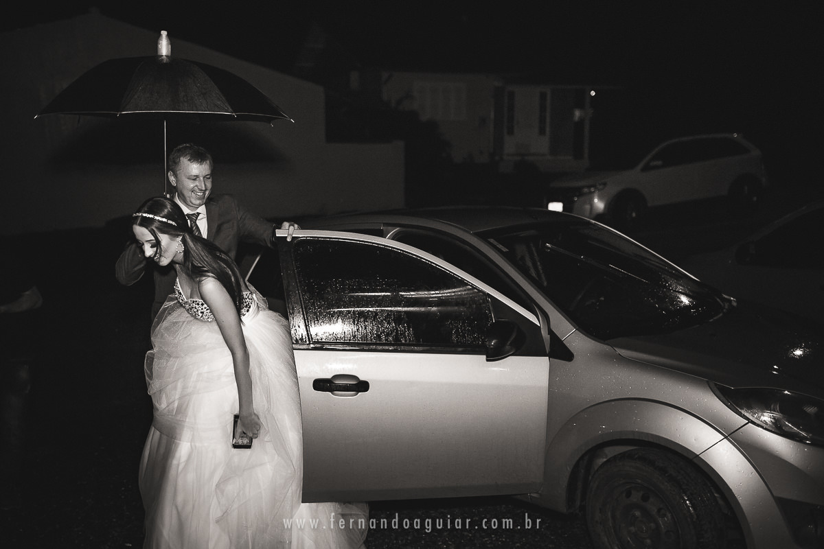 chegada da debutante na festa