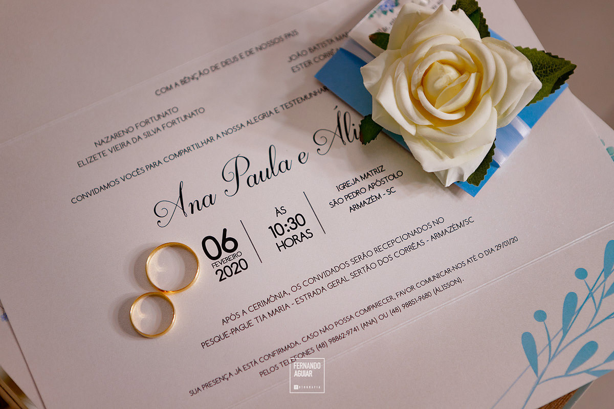 convite de casamento alianças