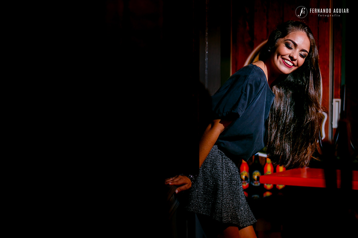 modelo sorridente book de 15 anos