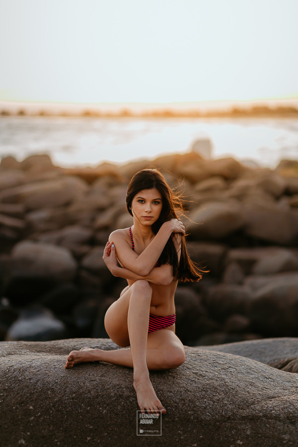 fim de tarde farol de santa marta retrato feminino bikini book de 15 anos 