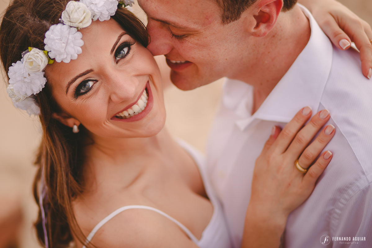 sorriso da noiva feliz