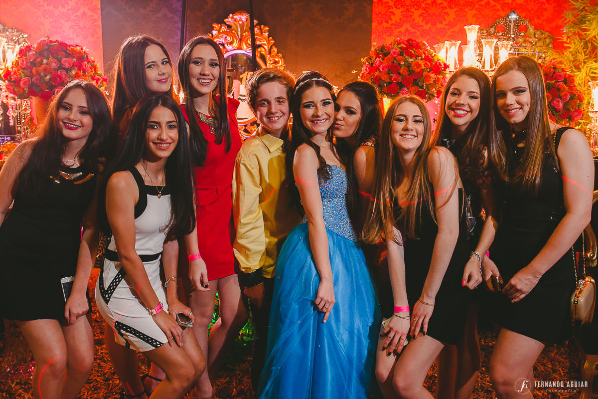 aniversariante e amigas