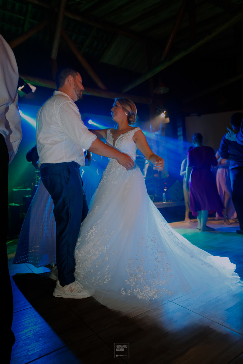 noiva dançando 