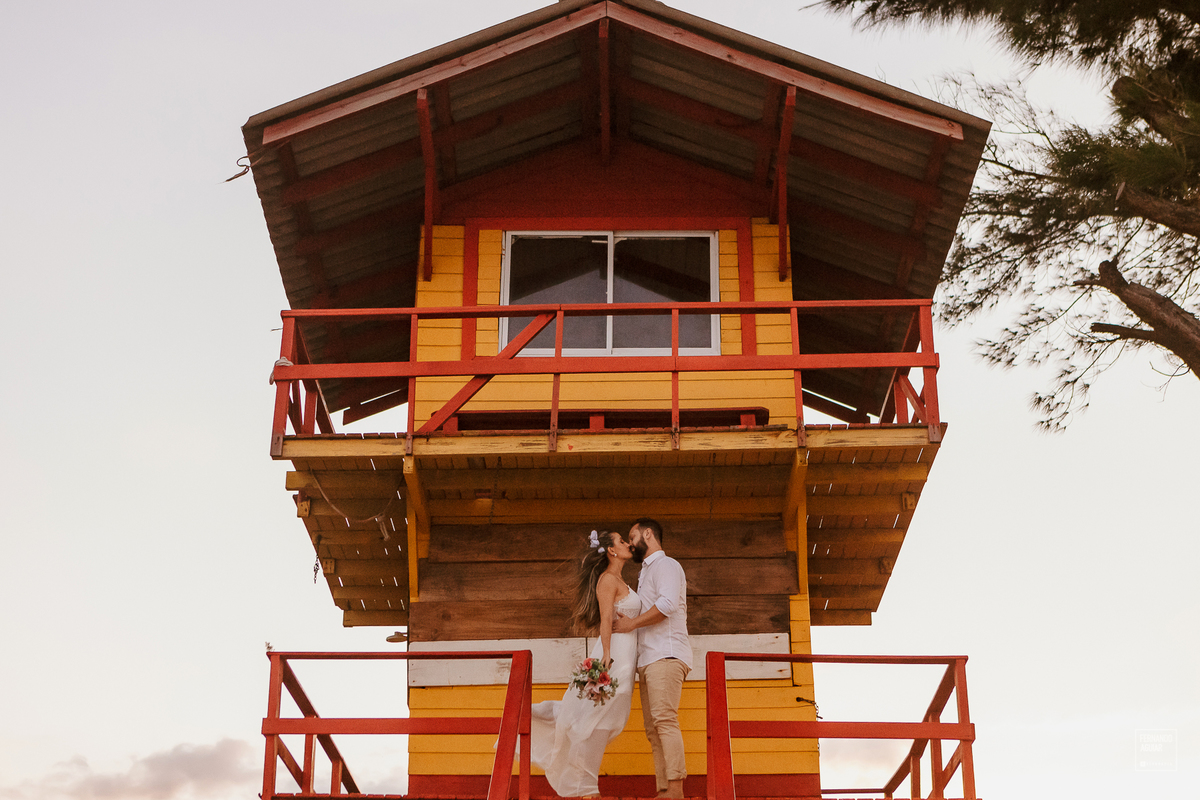 ensaio de casal corpo de bombeiro praia do rosa 
