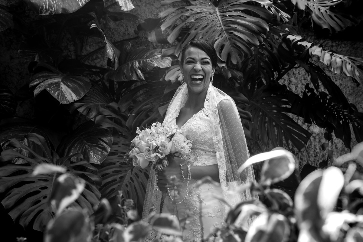 retrato da noiva pronta no salão de beleza casamento laudiceia e clayton são paulo