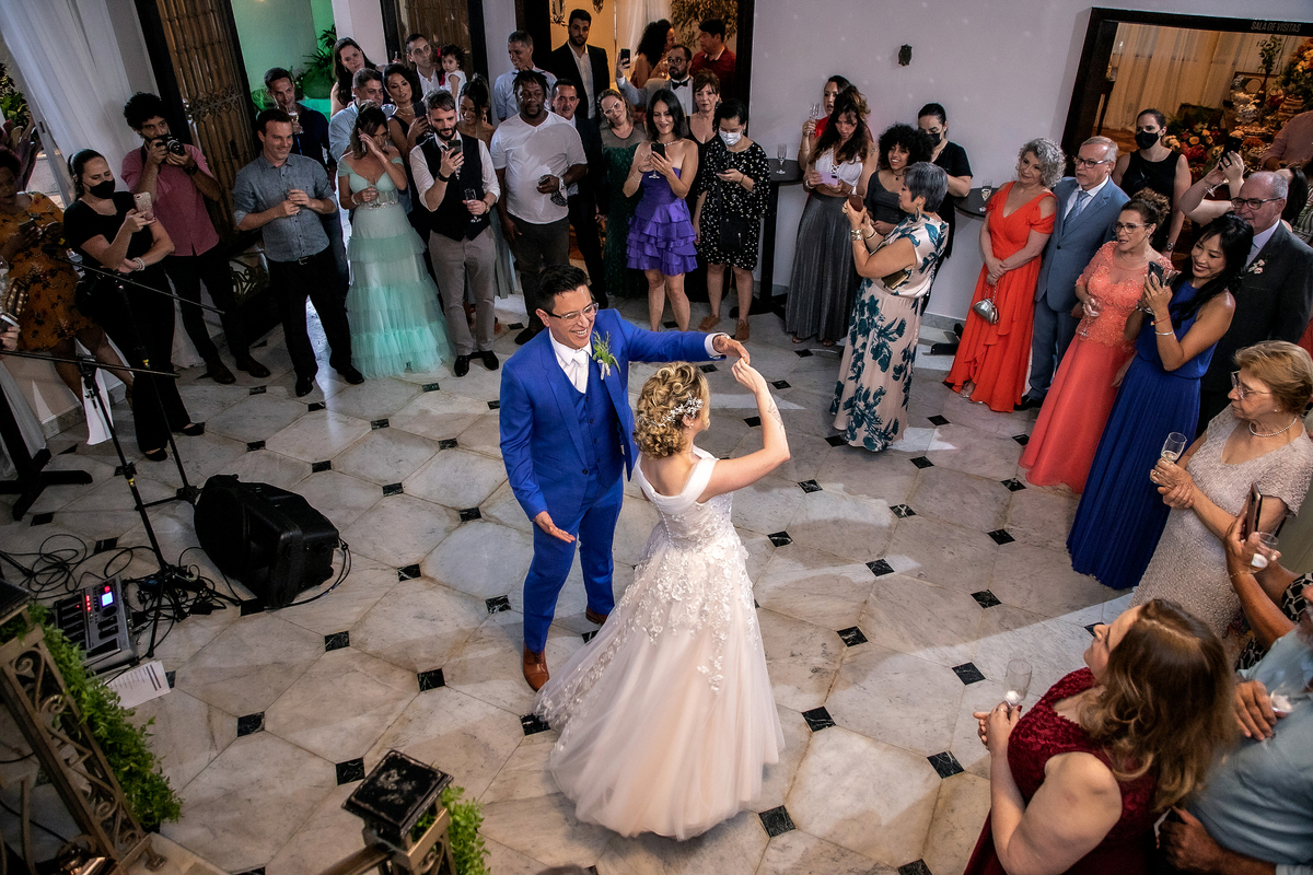 dança dos noivos com abertura da festa do casamento no espaço zabeu São Paulo fotografado por Max Nogueira