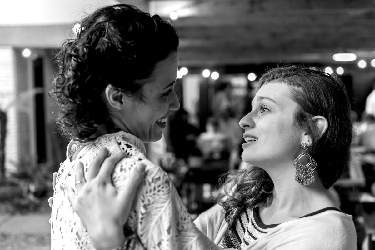 festa em casa de praia em ubatuba