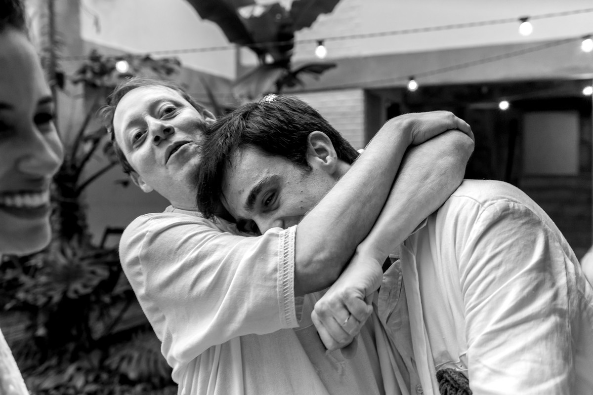 festa em casa de praia em ubatuba