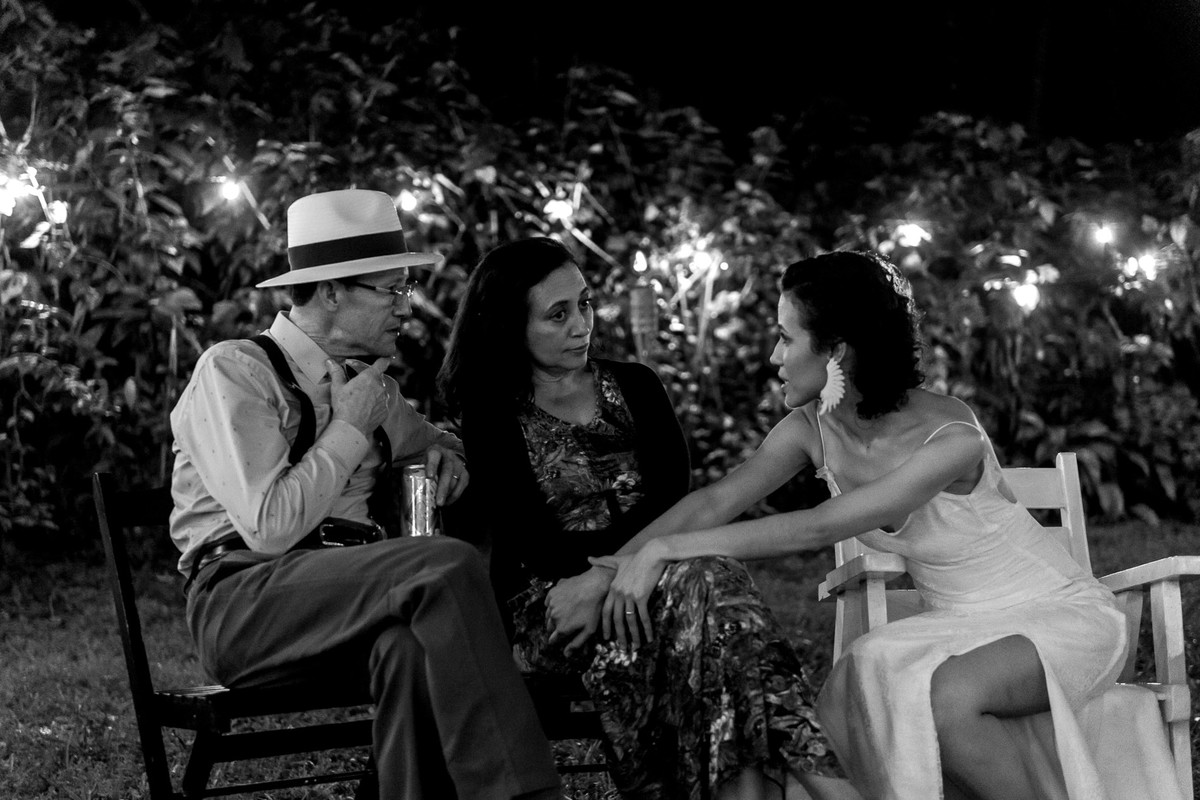 festa em casa de praia em ubatuba