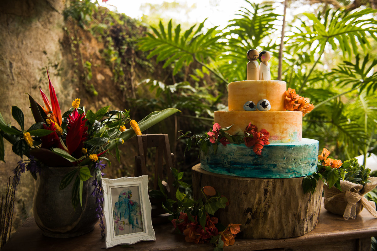mesa do bolo do casamento