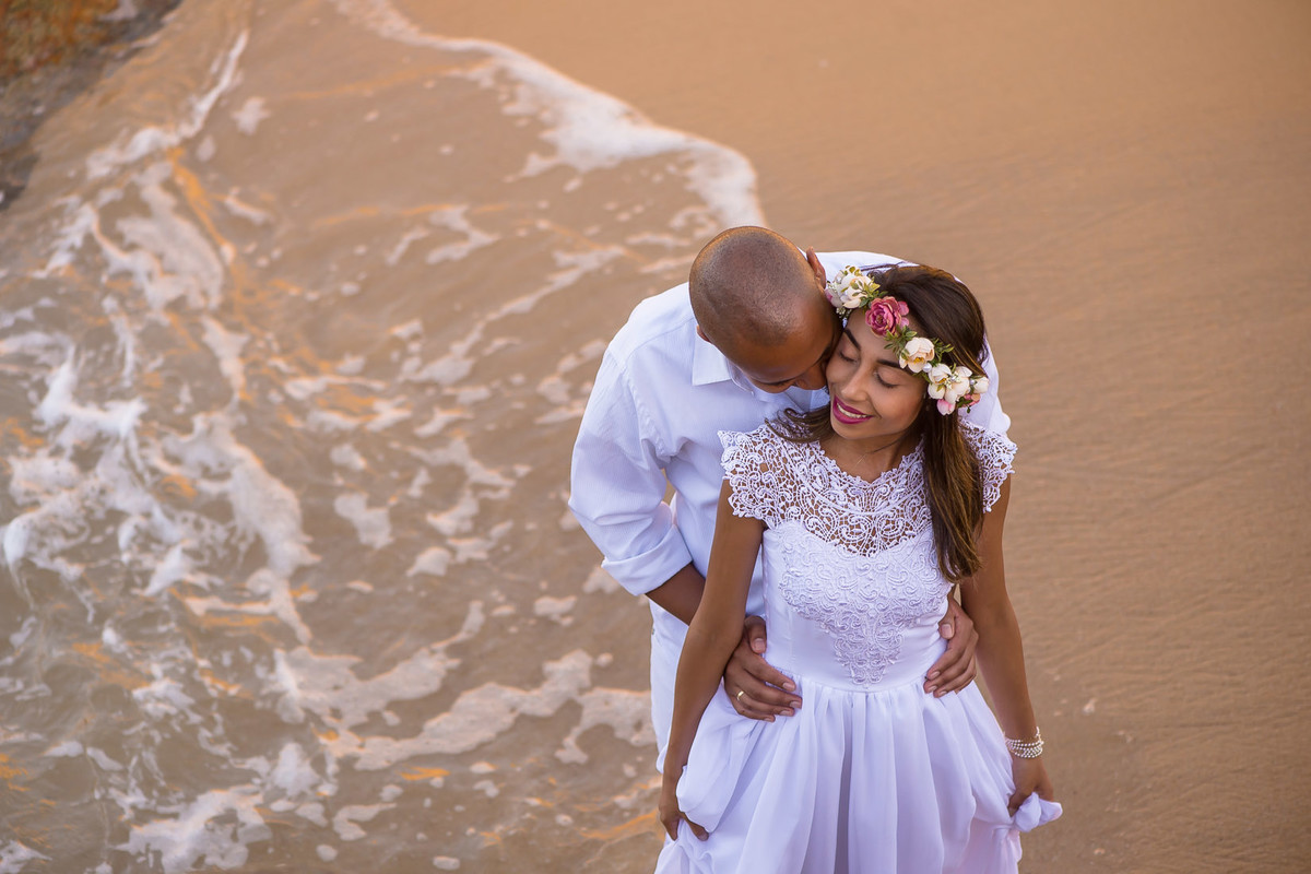 casal na praia do cepilho em trindade paraty