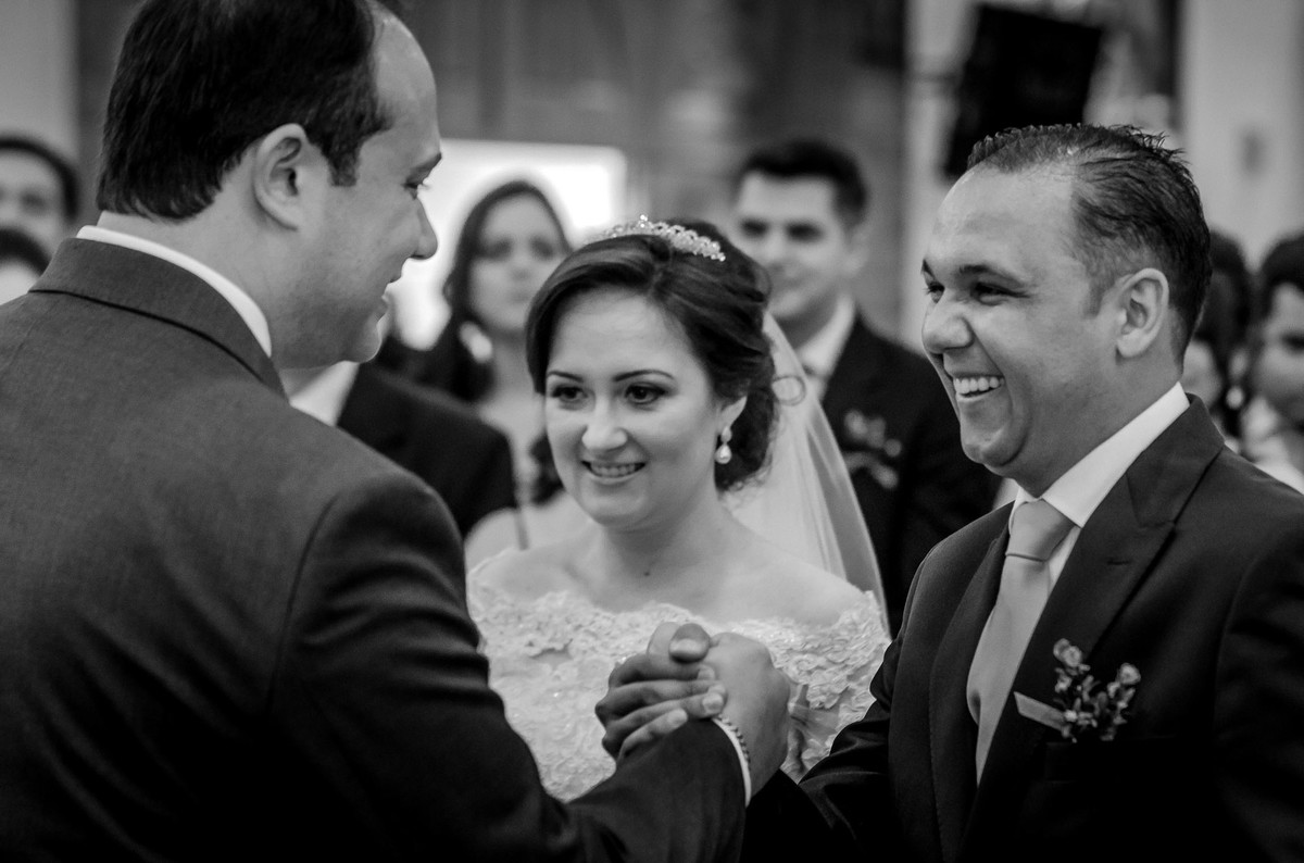 noiva entrando na igreja paroquia verbo divino são paulo casamento da Jacqueline e Leonardo