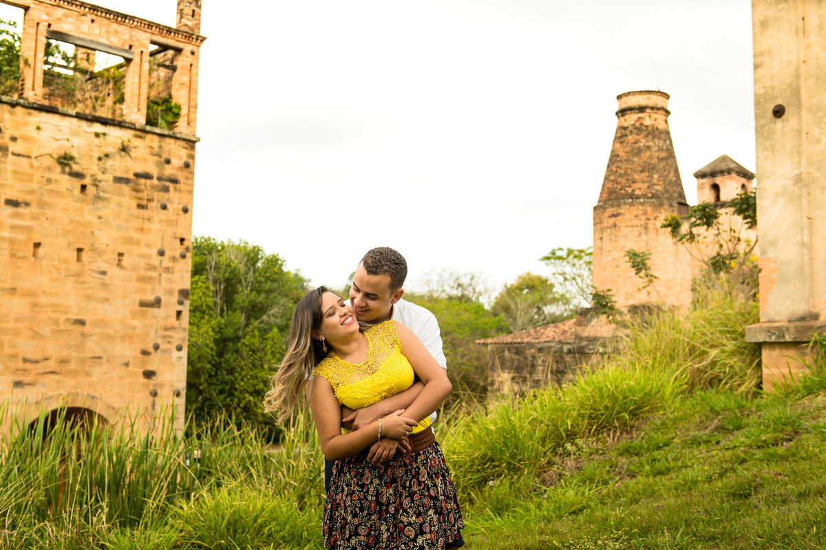 ensaio casal elaine e miguel na Floresta Nacional de Ipanema em Iperó fotografo de casamento em São Paulo