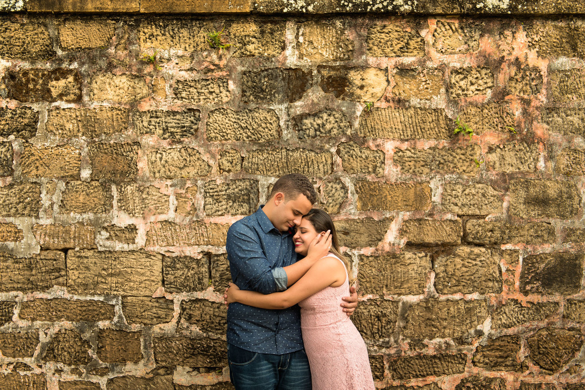 ensaio casal elaine e miguel na Floresta Nacional de Ipanema em Iperó fotografo de casamento em São Paulo