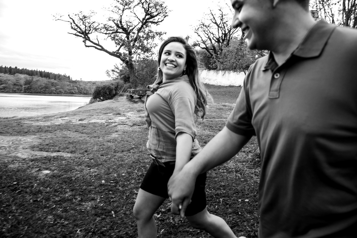 ensaio casal elaine e miguel na Floresta Nacional de Ipanema em Iperó fotografo de casamento em São Paulo