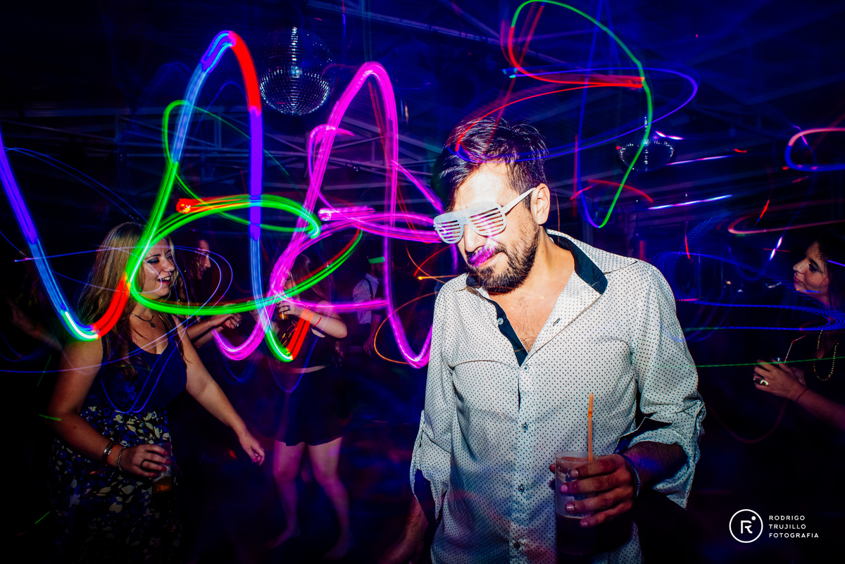 dibujando con luces, salon de fiestas, fiesta de casamiento en campus green