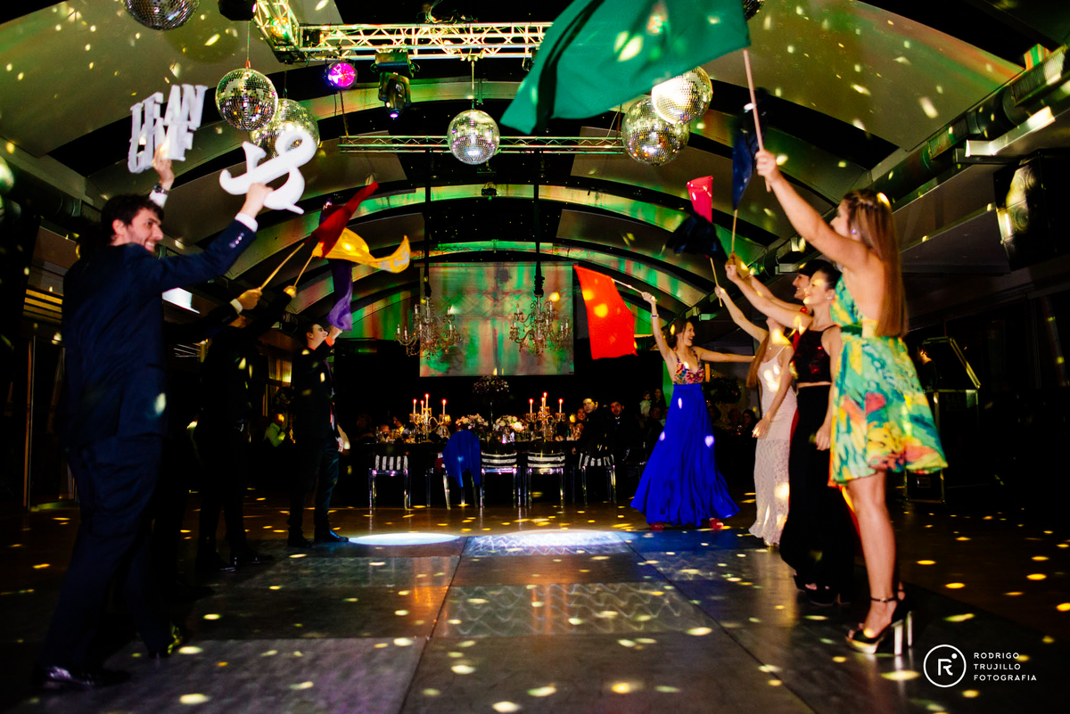 fiesta de casamiento en terrazas del parana, marshall catering rosario, salon de fiestas frente al rio parana, terrazas del parana rosario, fotógrafo de casamientos en rosario, rodrigo trujillo